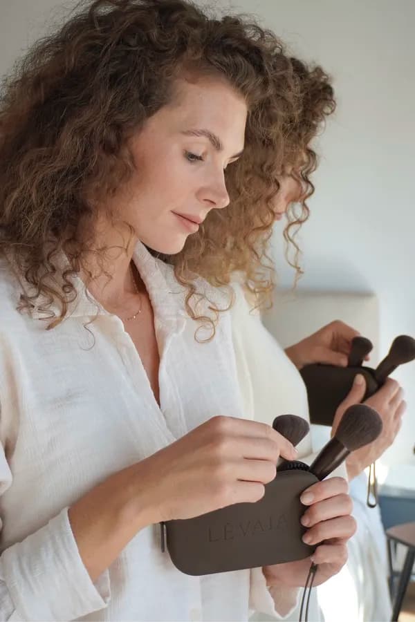 Lévaia Cosmetics - Makeup Brush Collection